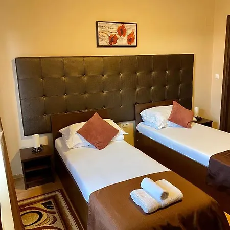 Hanul Lui Bogdan Economy Inn Făget Exterior foto