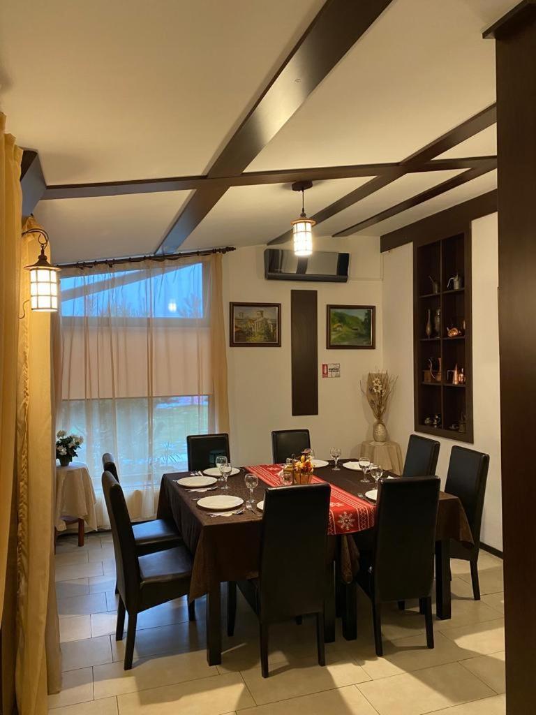 Hotel Hanul Lui Bogdan Economy 3*